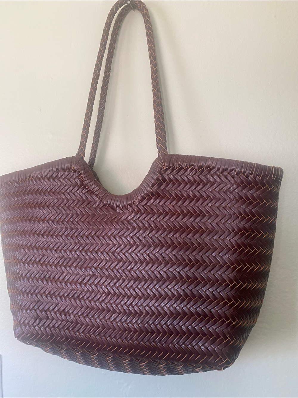 Woven Leather Tote Bag in Dark Brown
Similar to Dragon Diffusion Bag - Picture 3 of 10